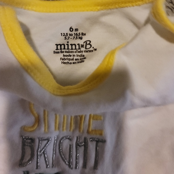 Onsie - Picture 3 of 4